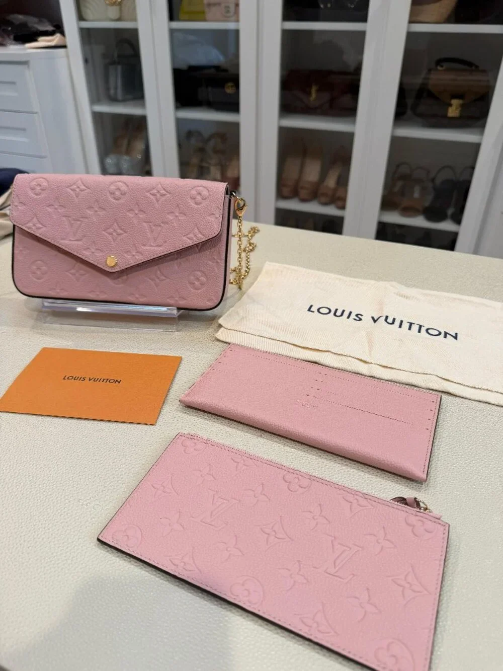 Louis Vuitton Pochette Félicie Monogram Empreinte Rose Poudre